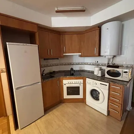 Caballos Ordesa L Garaje L Centrico 公寓