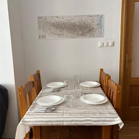 Caballos Ordesa L Garaje L Centrico 公寓